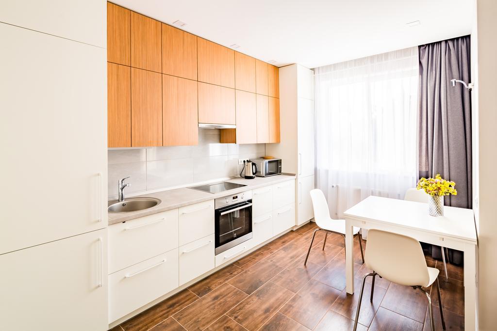 Apartments On The Square Of Prince Svyatoslav Lviv Bagian luar foto